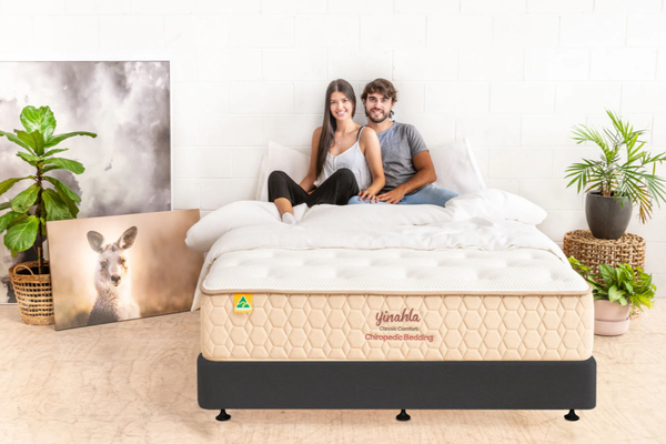 Mattress & Base Ensemble - Yinahla Classic Comfort