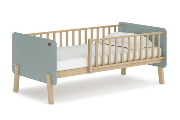 The Natty Bedside Bed offers the perfect sleep solution for younger children who might not be quite ready for a 'big bed'. Ideal for toddlers, it features guarded sides to prevent tumbles and can be pushed up next to the parents' bed for additional comfort. With angled legs, curved edges and a two-tone design, this...