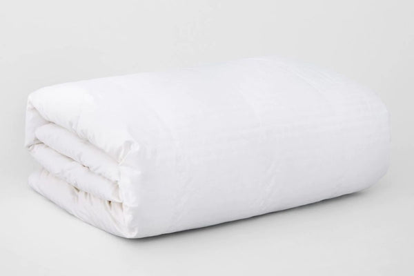 Sheridan Deluxe White Goose 50% Feather & 50% Down Quilt available at Best in Beds