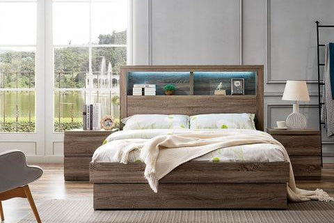 The Tahiti Bed Frame is the perfect addition to any bedroom. The bookcase headboard offers ample storage space, and the adjustable lighting lets you easily customize your lighting setup. Available in mocha or white colours, this bed frame makes the perfect centerpiece for any bedroom. Optional - Gas Lift or Side Lift..