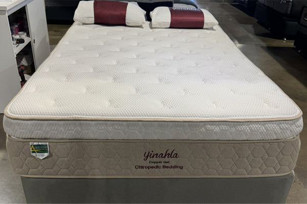 Yinahla ex Floor Stock - Copper Gel