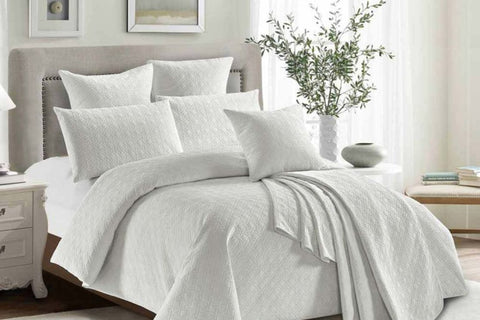 Concierge-Hotel-Linen-Heavenly-Quilt_Cover-Set-White-Queen-or-King-Size